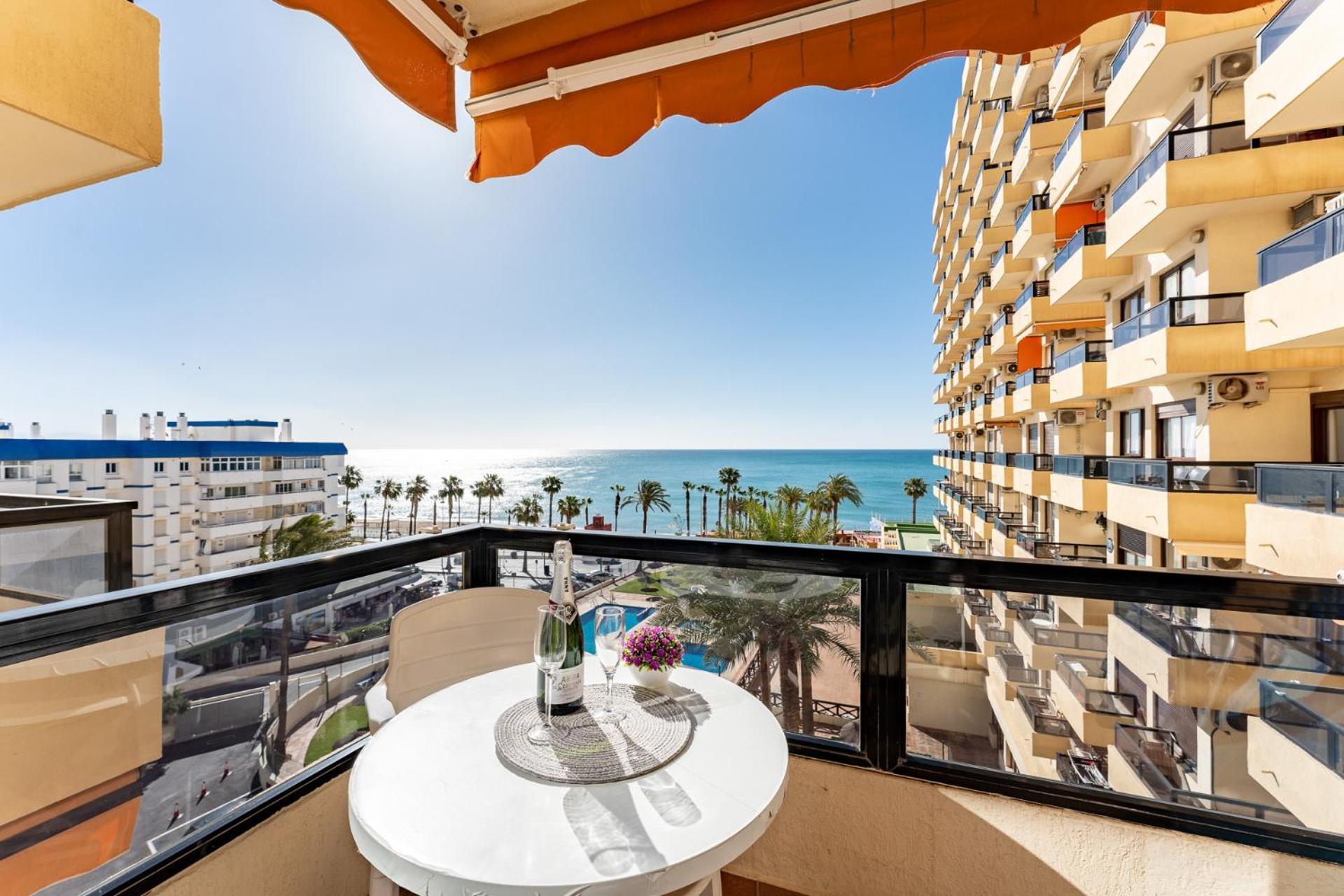 Malagasuite New Aloha Playa Benalmádena Extérieur photo